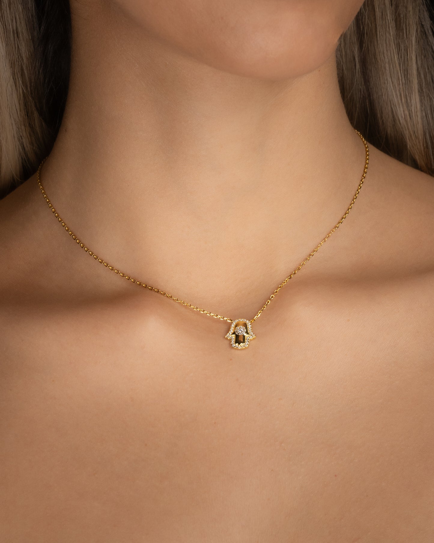 GOLDEN HAMSA NECKLACE - Kejsar