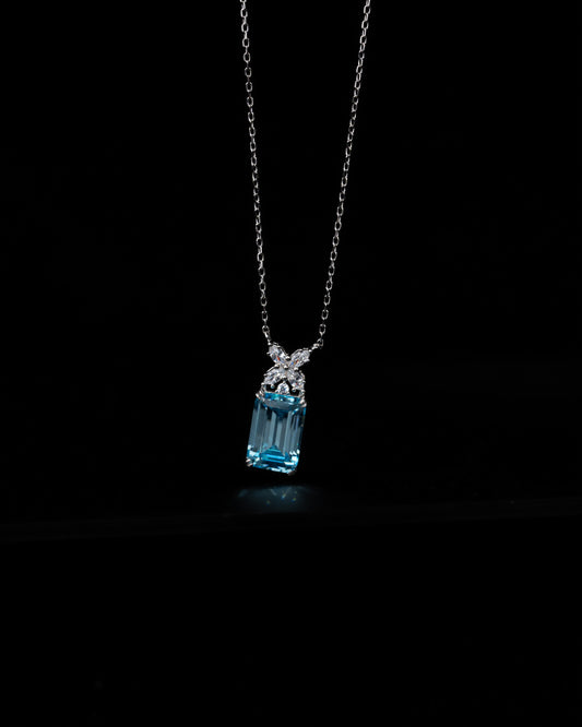 Crystal Blue Necklace - Kejsar