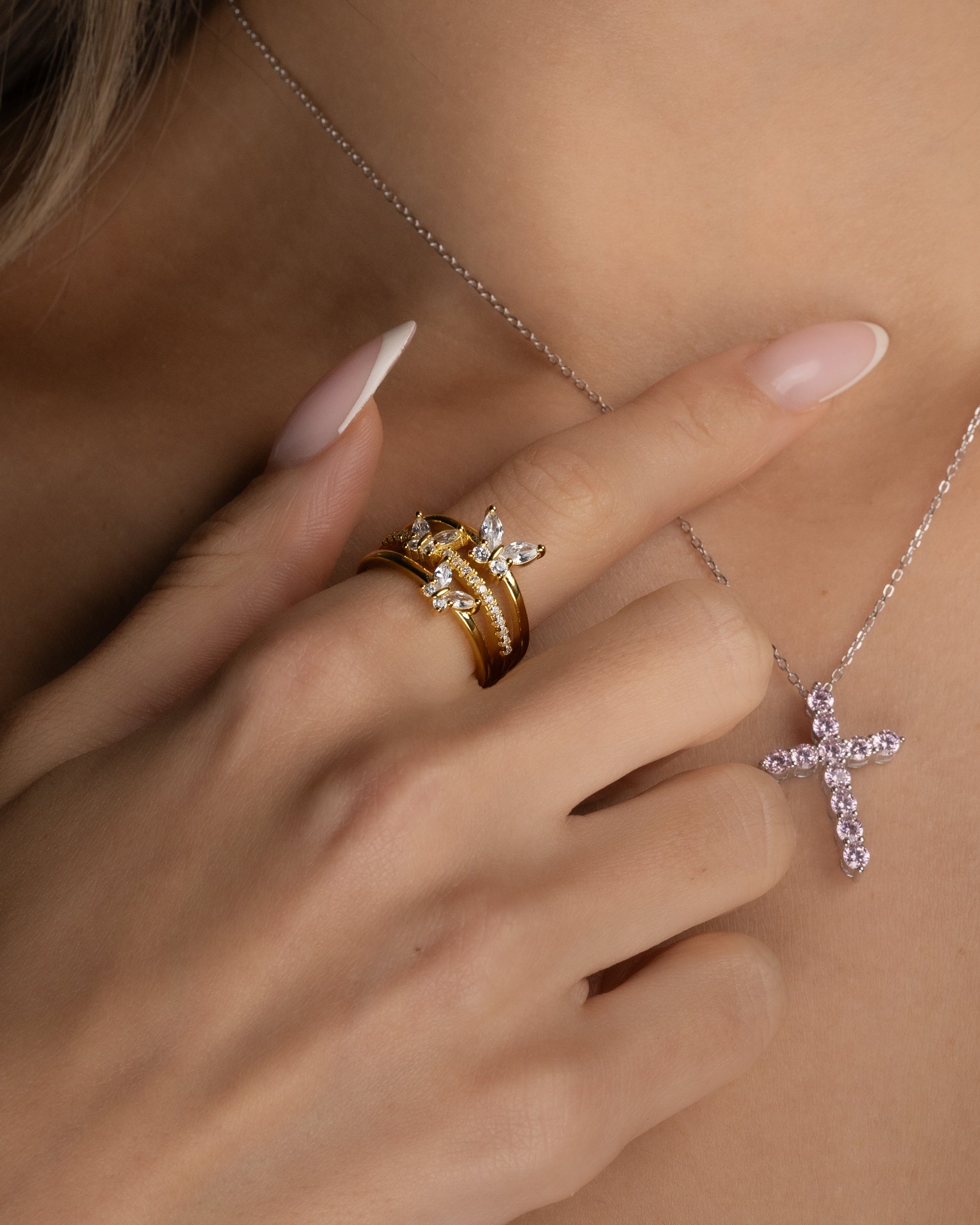 Golden Butterflies Ring - Kejsar
