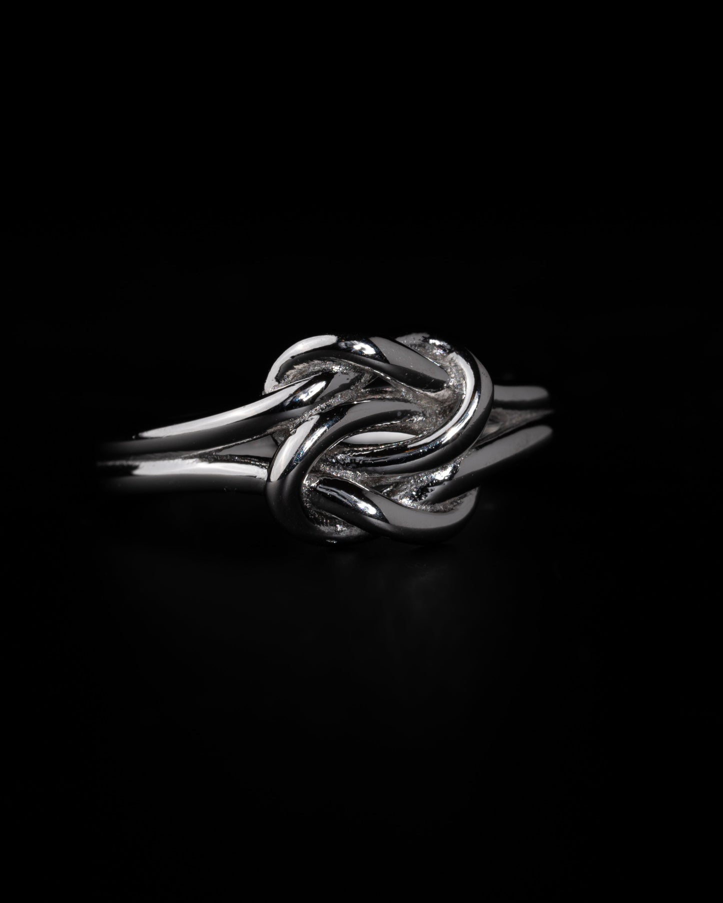 Tangled Knot Ring